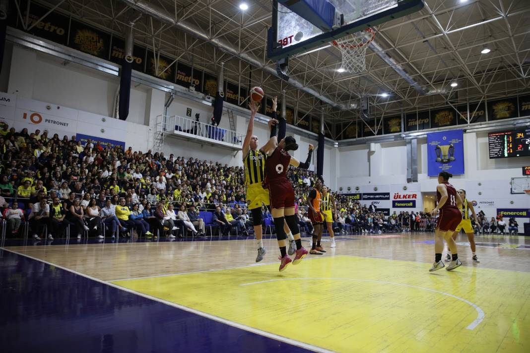 Emma Meesseman tek kişilik ordu gibi. Galatasaray'a sahayı dar etti 2